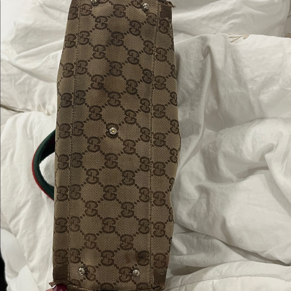 Gucci Beige and Green Monogram Tote - Picture 4 of 7